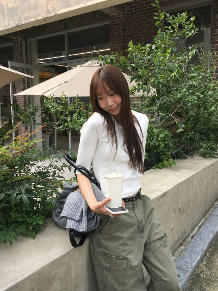 基礎後標籤細節七分袖上衣