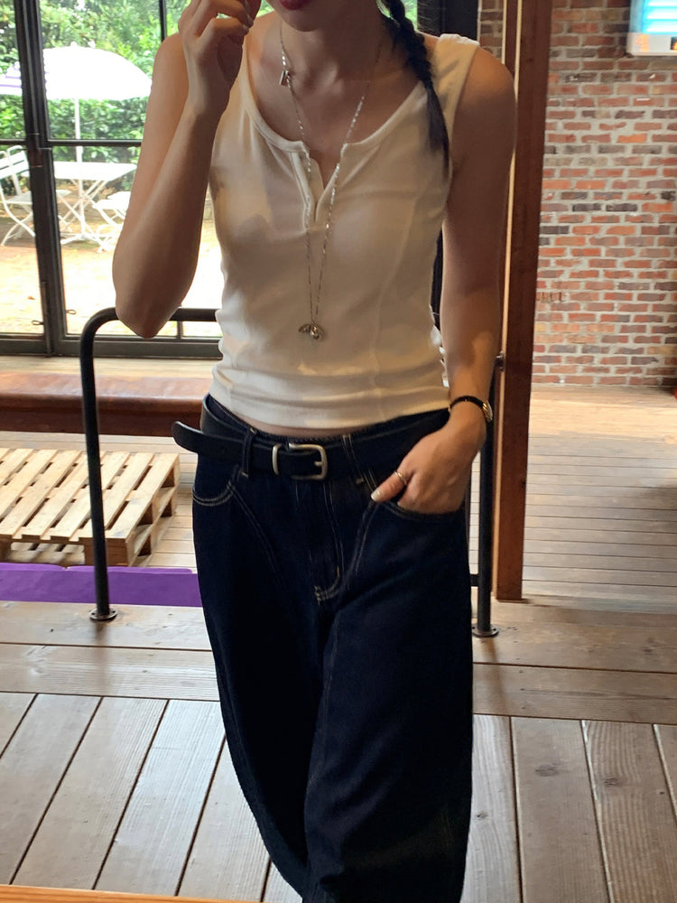 弧壓線細節牛仔褲