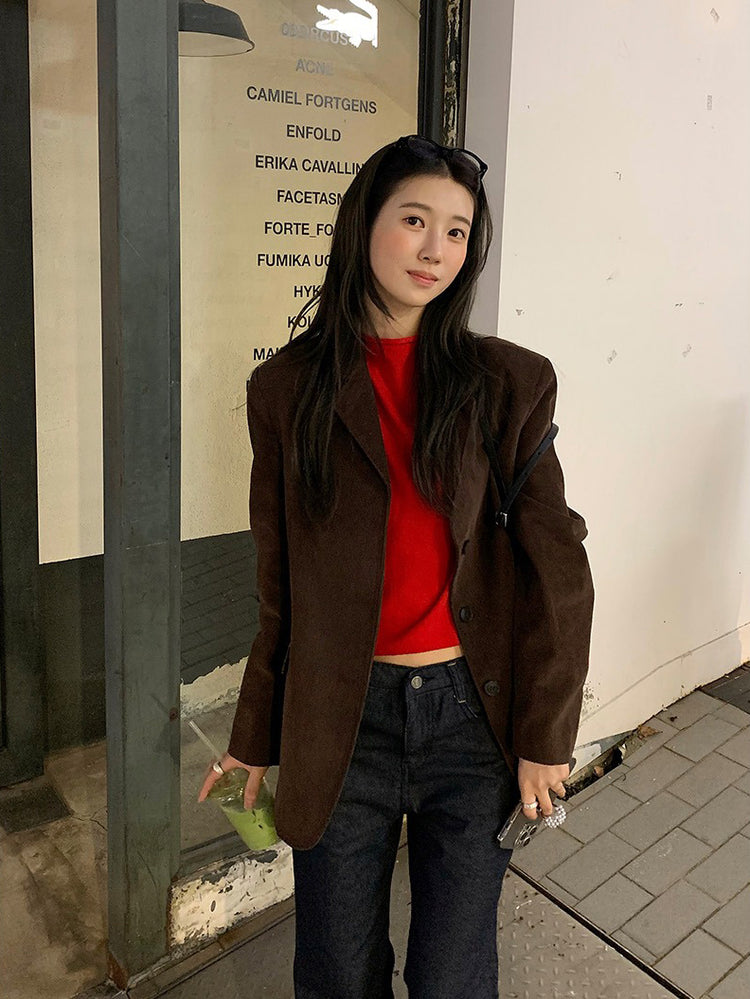 卷邊立領修身針織上衣