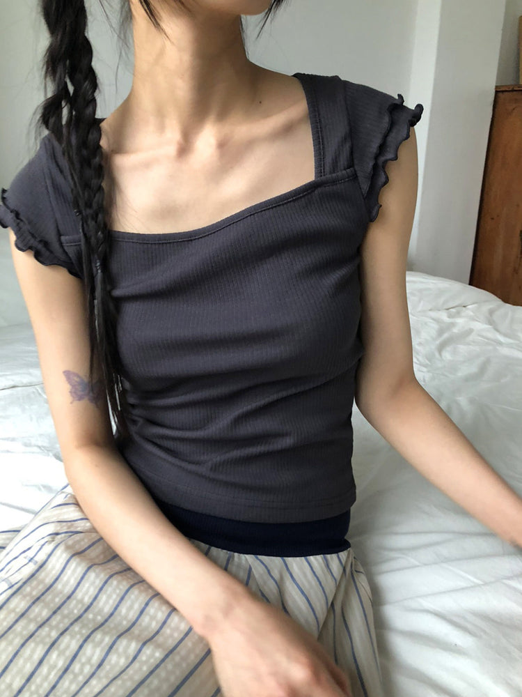 雙層木耳邊細節兩穿上衣