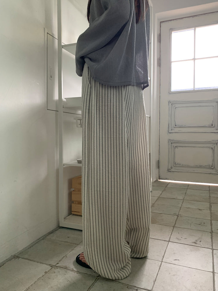 微透V領寬鬆針織衫