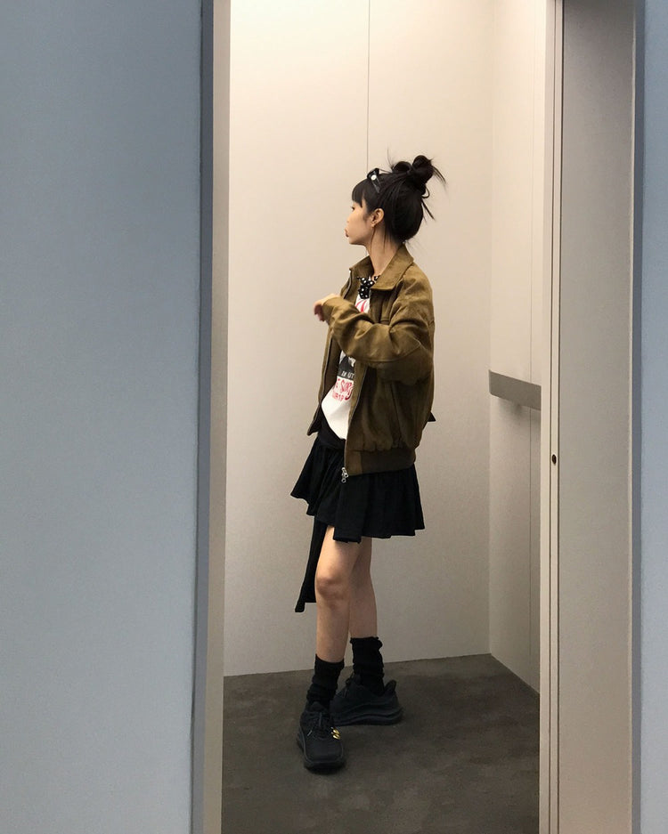 麂皮絨翻領壓線細節外套