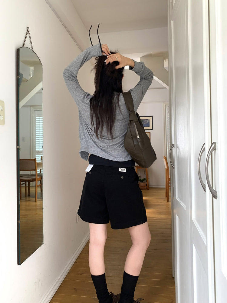 標籤細節寬鬆休閒短褲