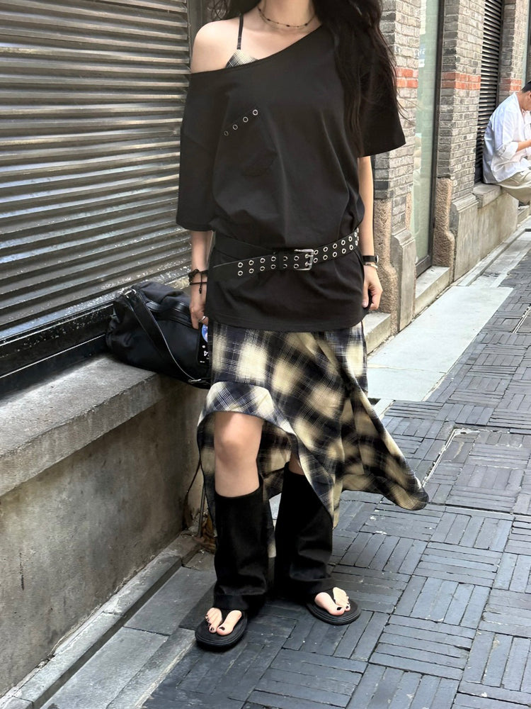 格紋不對稱下擺連身裙