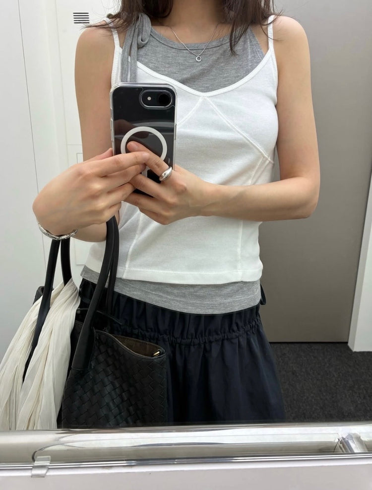 削肩綁帶細節背心