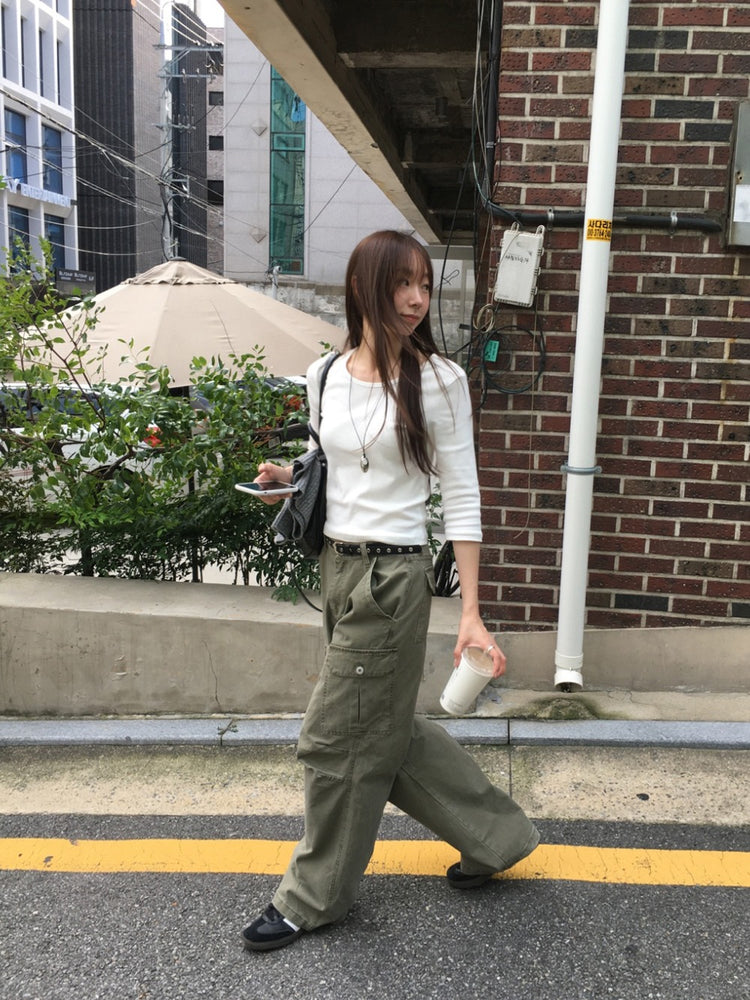 基礎後標籤細節七分袖上衣