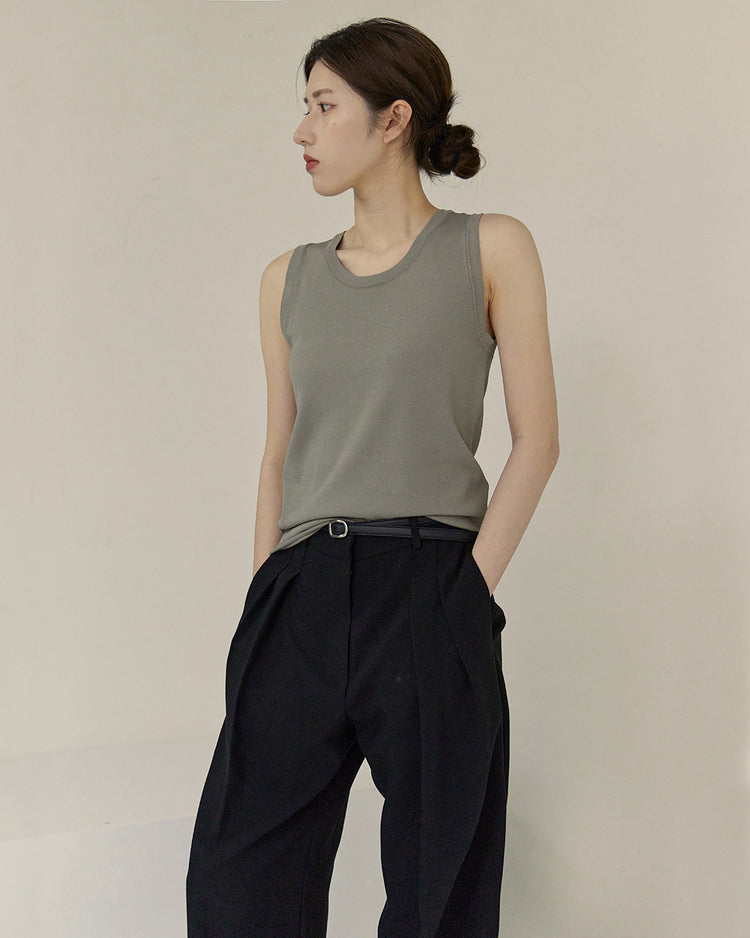 (現)圓領捲邊輕薄針織背心-灰綠