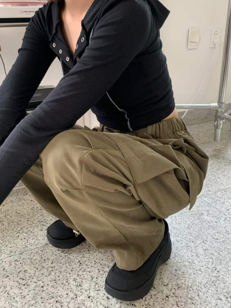 暗扣壓線設計連帽上衣