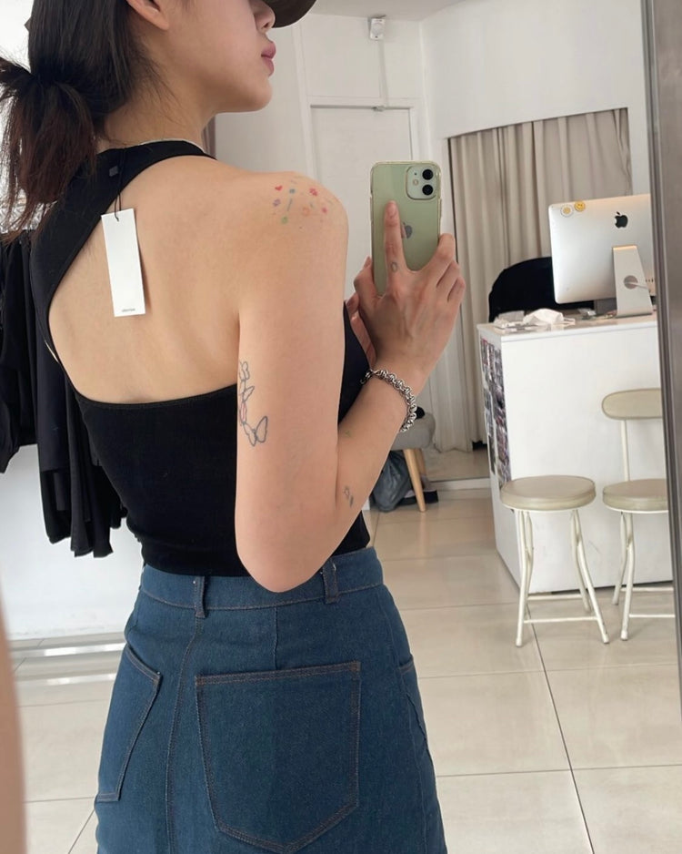 (現)不對稱露背設計感背心