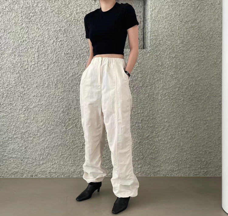 (現)壓線細節修身短上衣-白色