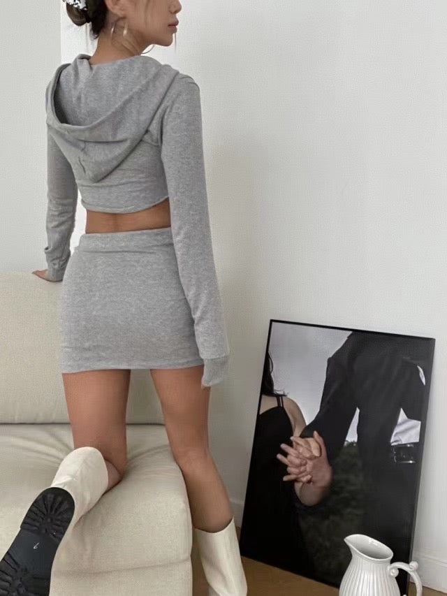 (Fitting)美腰弧下擺線條細節套裝