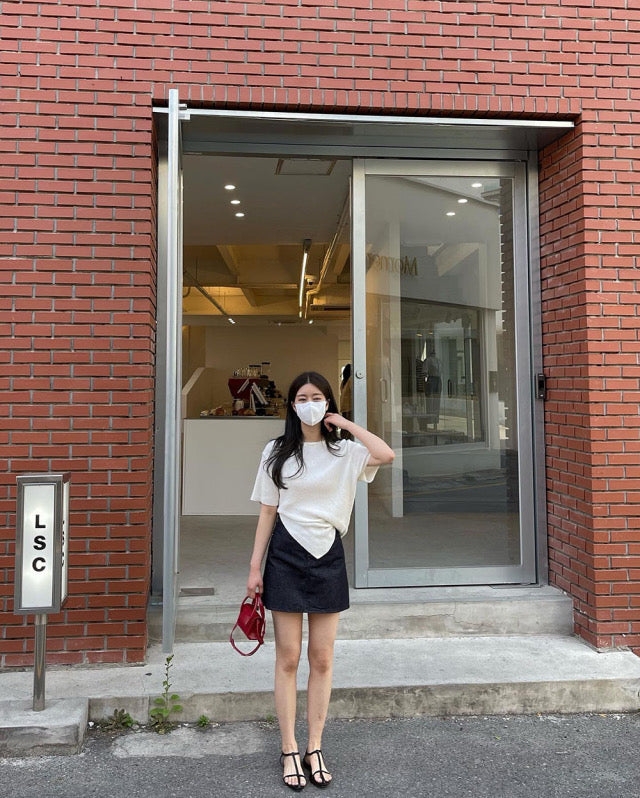 尖頭線條細節涼鞋