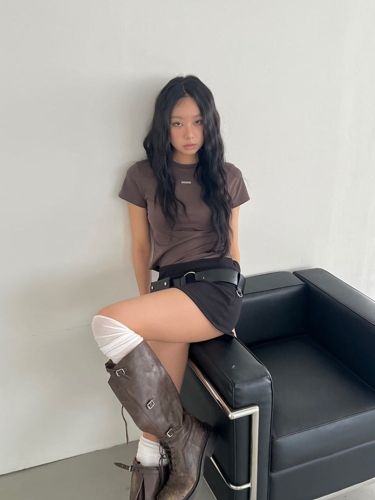 弧下擺鐵牌修身上衣