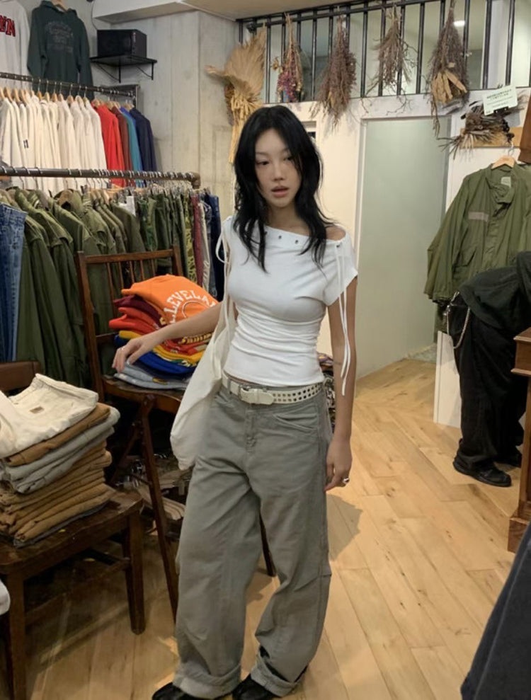 美肩鉚釘綁帶細節修身上衣