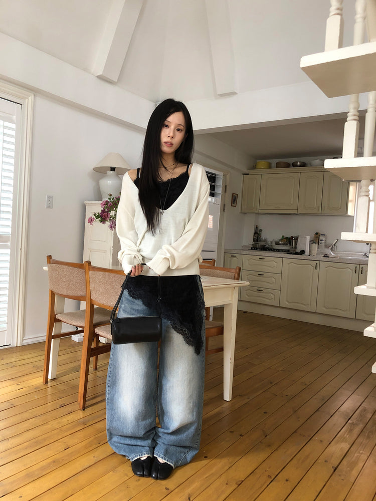 美色深V寬鬆針織衫