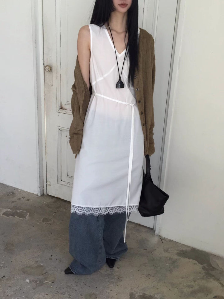 高級V領蕾絲邊綁帶細節連身裙