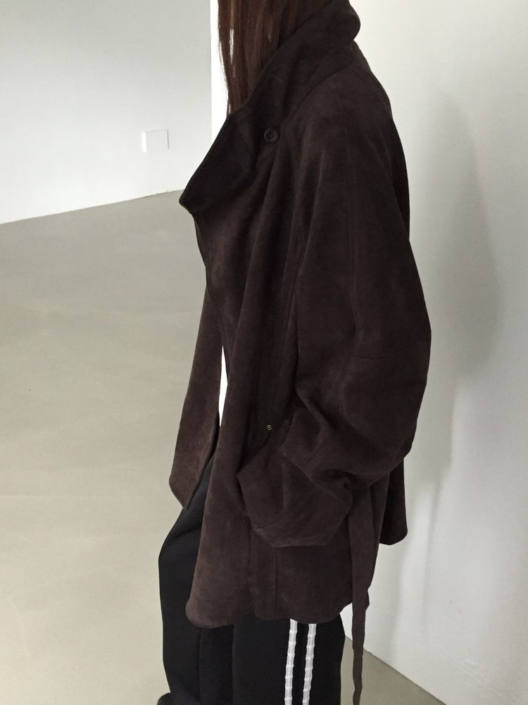 企領撞色袖口細節麂皮中長外套