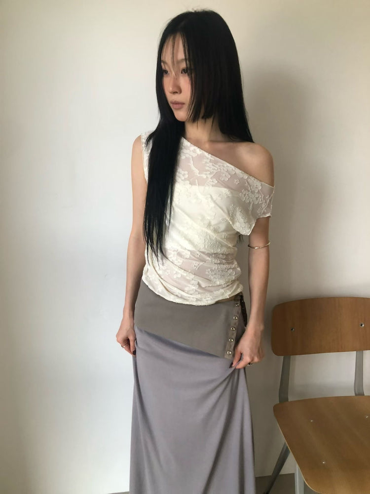 反折側扣鈕細節及踝裙