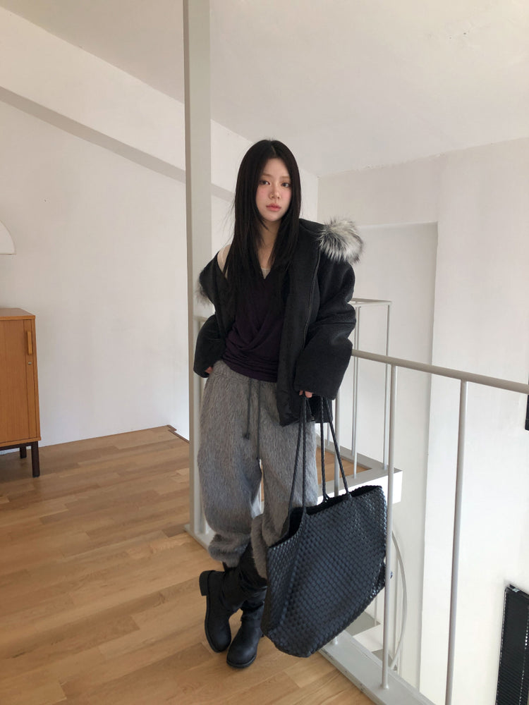 美色掛脖綁帶細節上衣