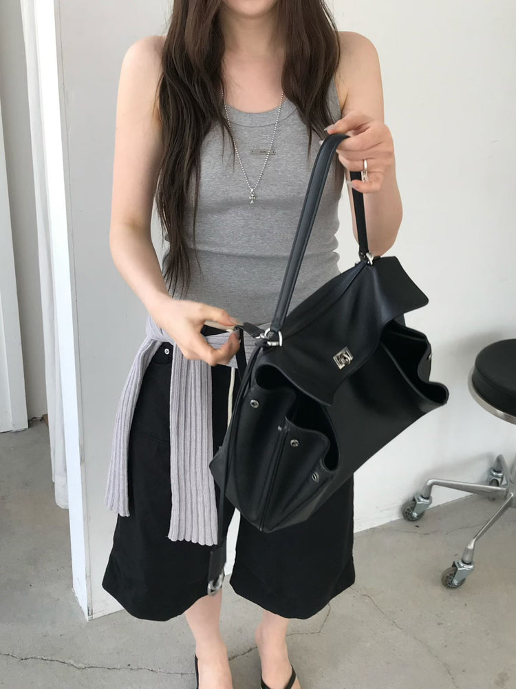 U領鐵扣細節背心