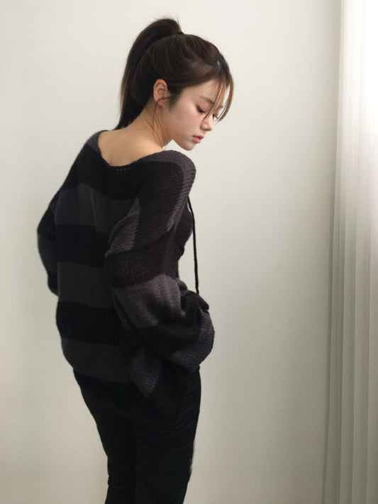 撞色條紋綁帶細節針織衫