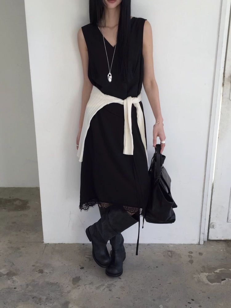 高級V領蕾絲邊綁帶細節連身裙