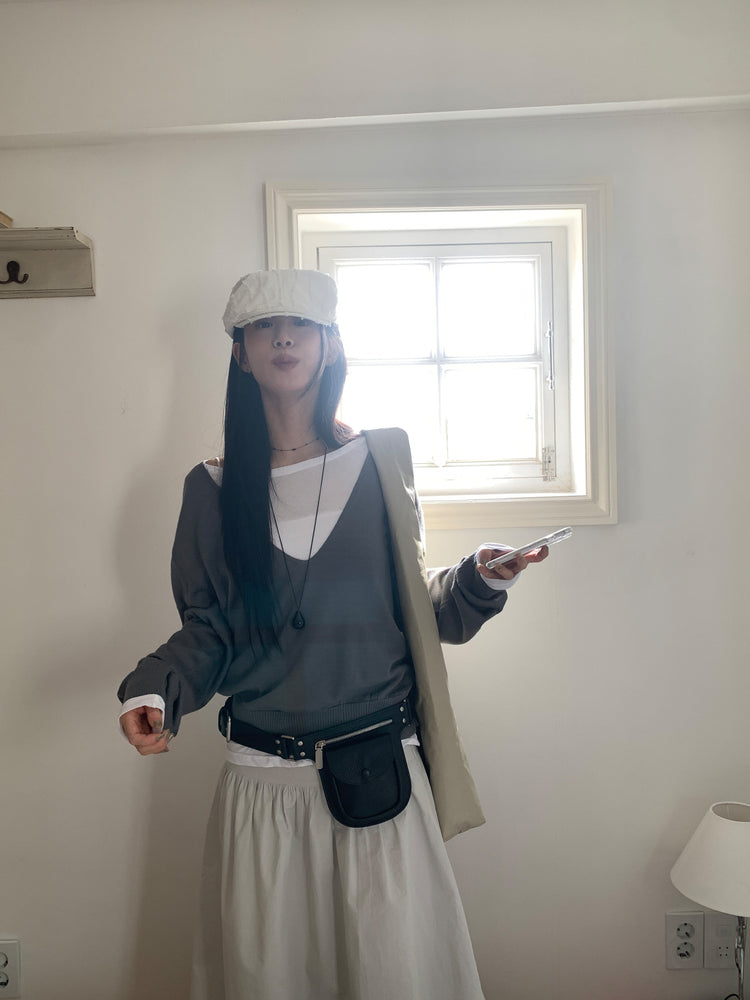 美色深V寬鬆針織衫