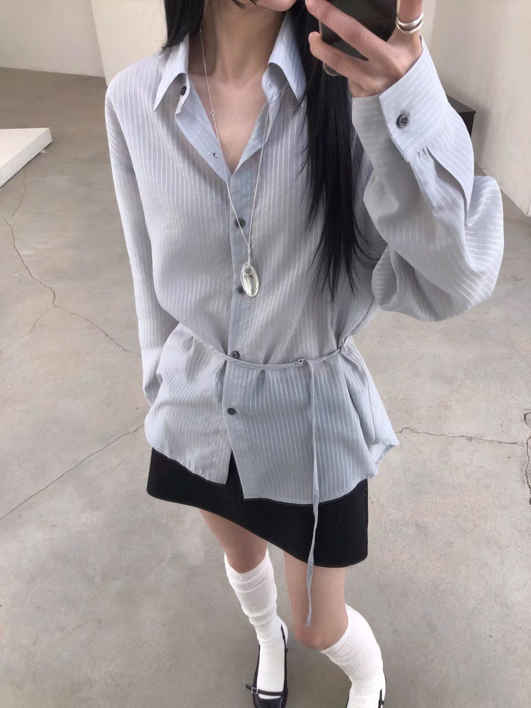微透條紋綁帶細節襯衫