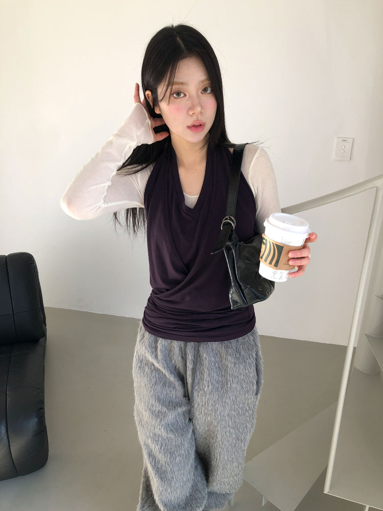 美色掛脖綁帶細節上衣