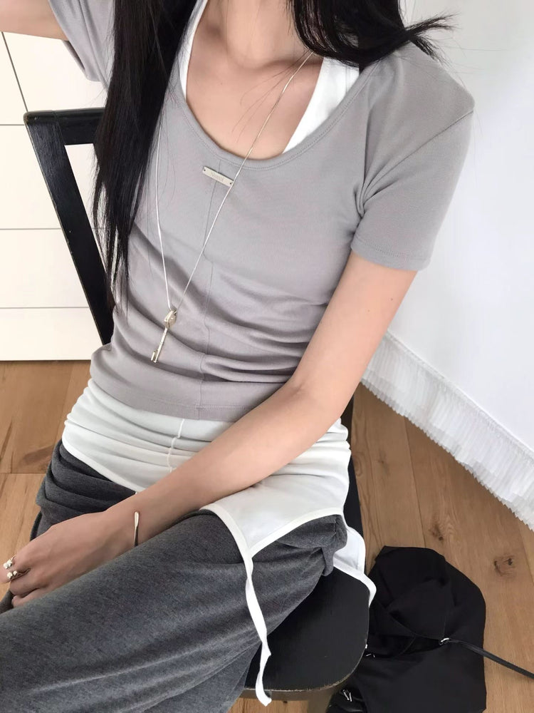前後兩穿鐵扣中壓線細節上衣