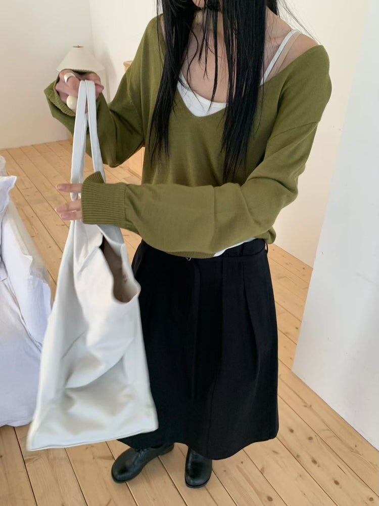 美色深V寬鬆針織衫