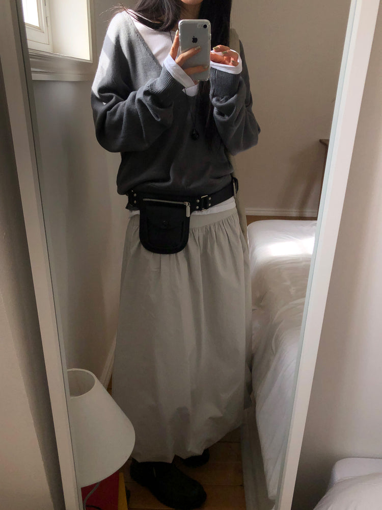 美色深V寬鬆針織衫