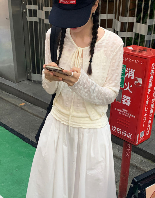 微透蕾絲壓花細節兩件式上衣