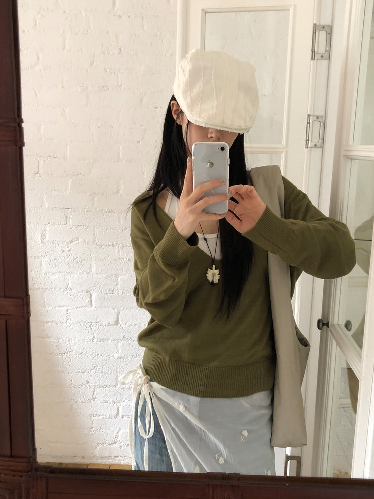 美色深V寬鬆針織衫