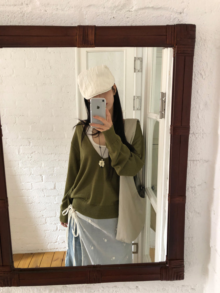 美色深V寬鬆針織衫