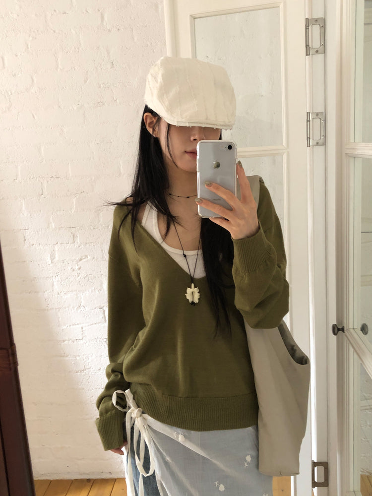 美色深V寬鬆針織衫