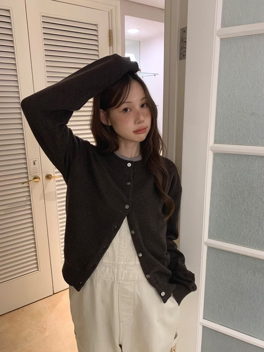 美色羊毛排鈕針織外套