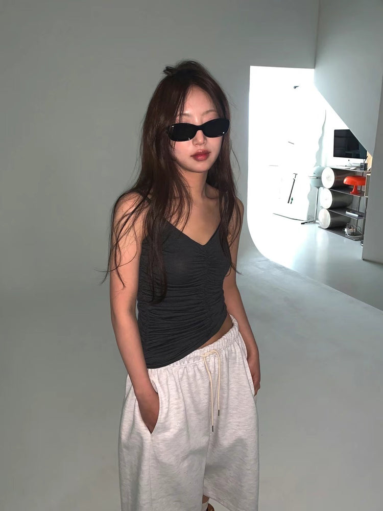 抓皺V領細節修身背心