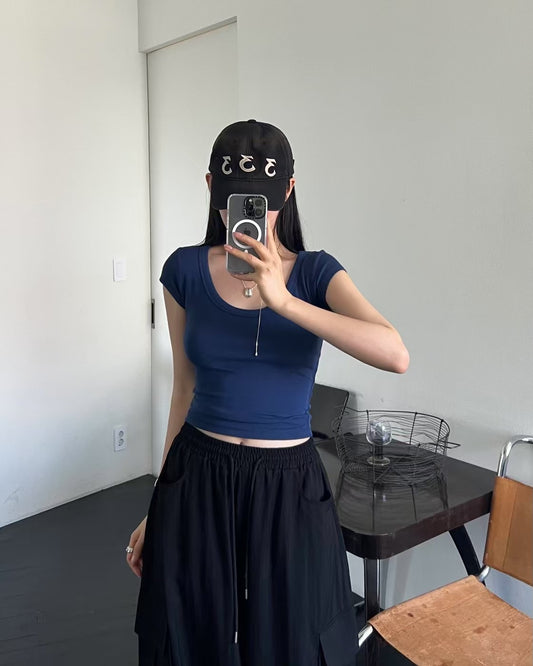 美色親膚U領修身上衣