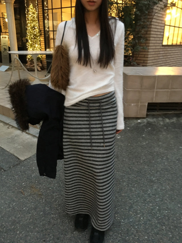 撞色條紋反折垂帶及踝裙