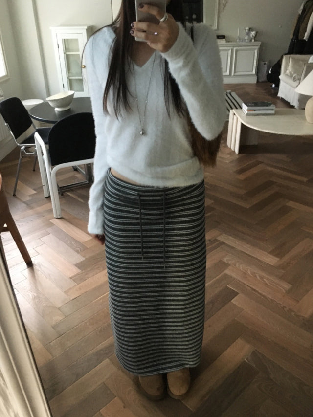 撞色條紋反折垂帶及踝裙