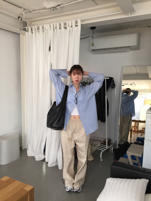 美色條紋寬鬆基礎襯衫