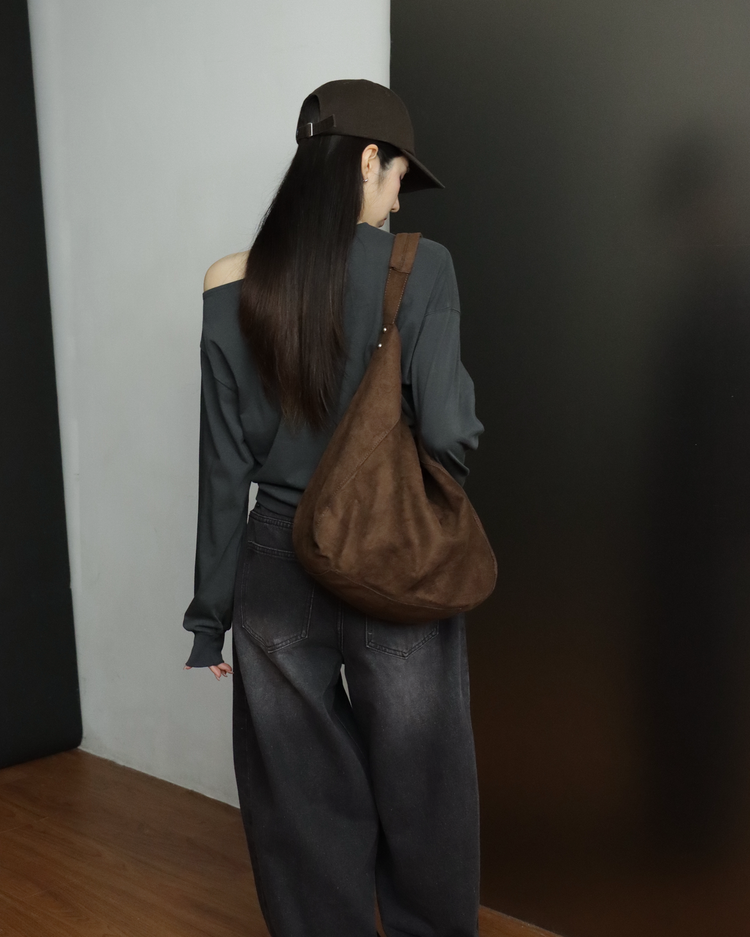 麂皮絨鉚釘細節垂感容量袋