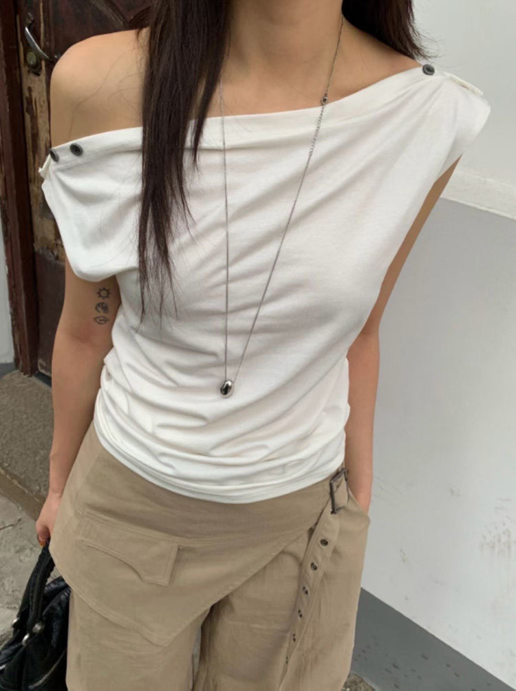 美肩側扣鈕細節修身上衣