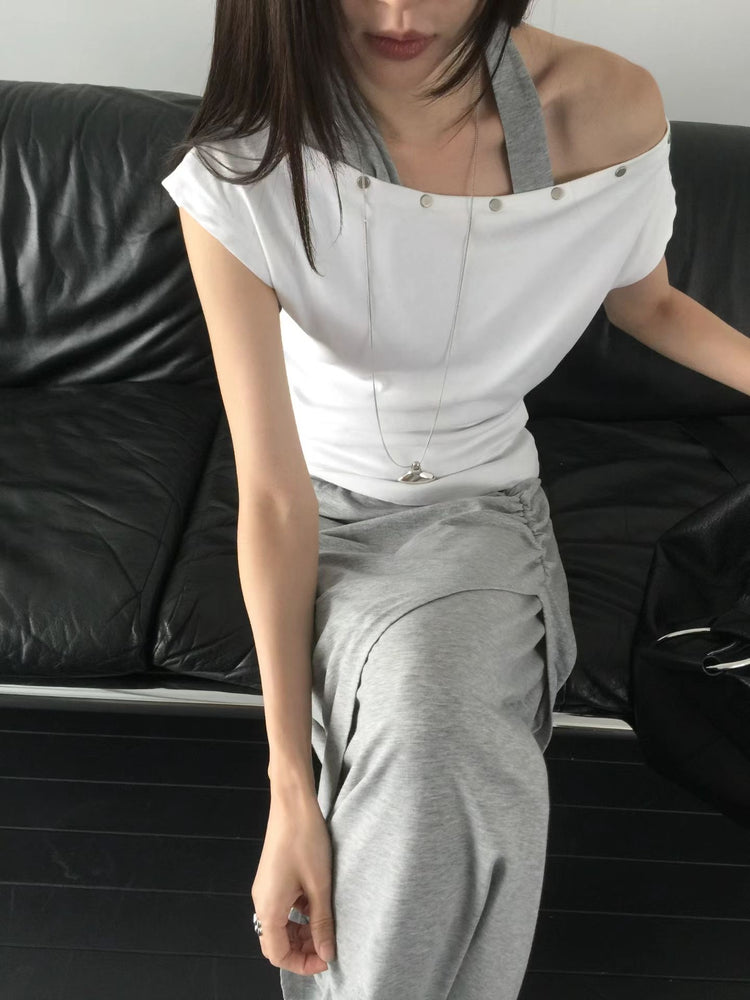 美肩鉚釘細節上衣