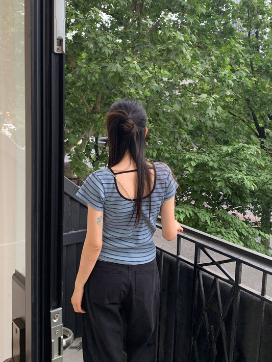 美背條紋撞色細節上衣
