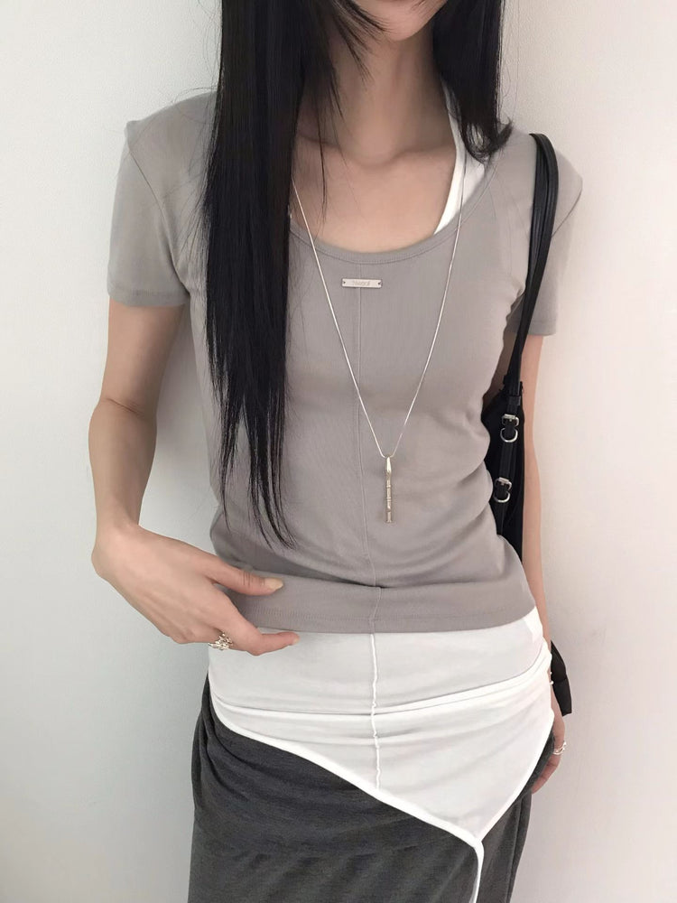 前後兩穿鐵扣中壓線細節上衣