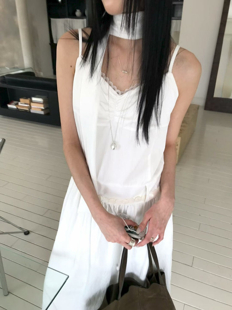 蕾絲抓皺細節綁帶連身裙