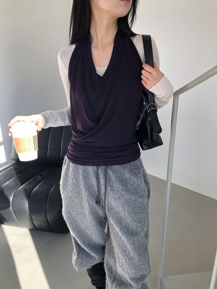 美色掛脖綁帶細節上衣