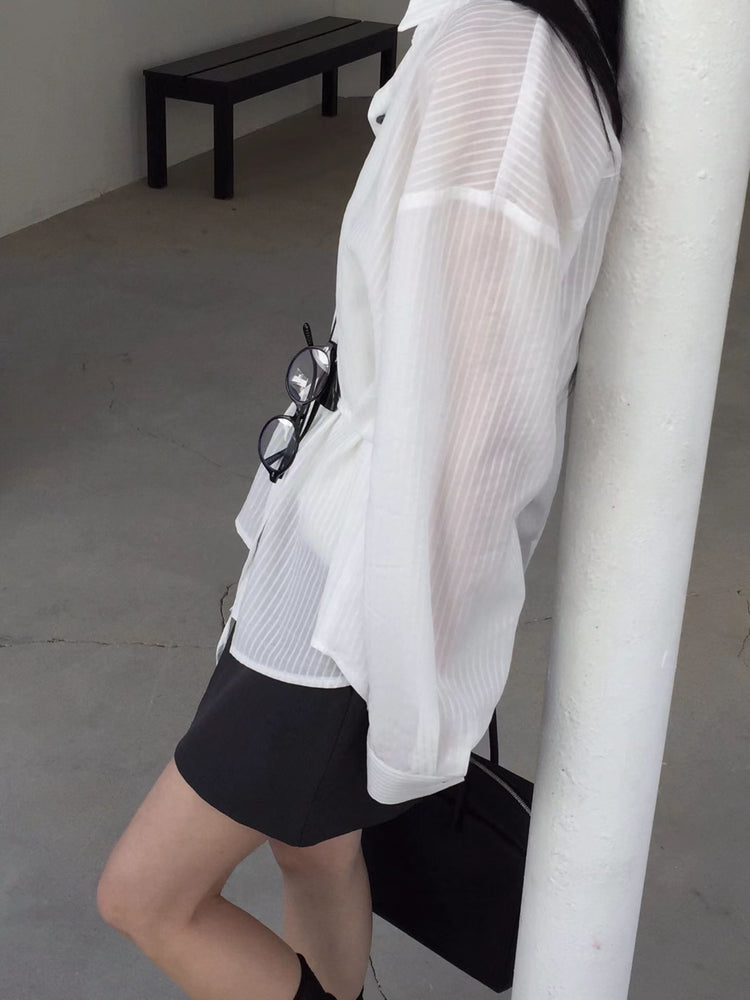微透條紋綁帶細節襯衫
